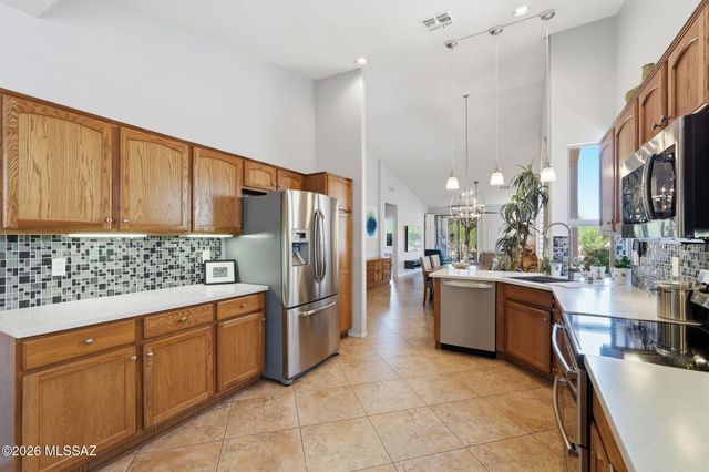 39086 S Casual Drive, Tucson, AZ 85739