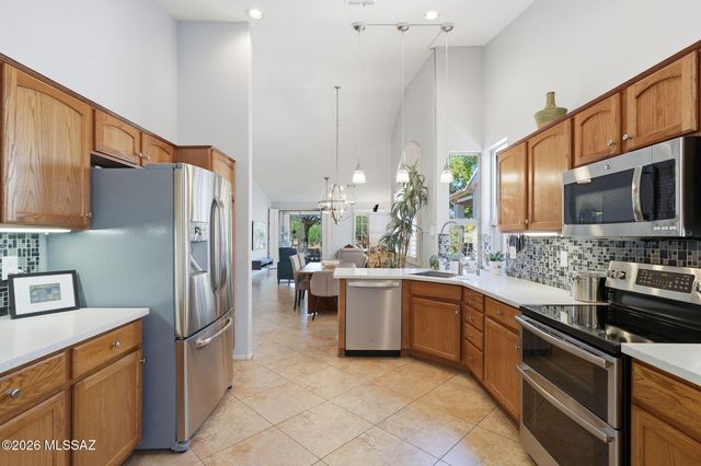 39086 S Casual Drive, Tucson, AZ 85739