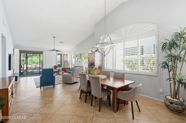 39086 S Casual Drive, Tucson, AZ 85739