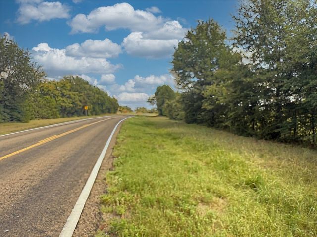 9736 North FM 2096 Farm to Market Road N, Franklin, TX 77856