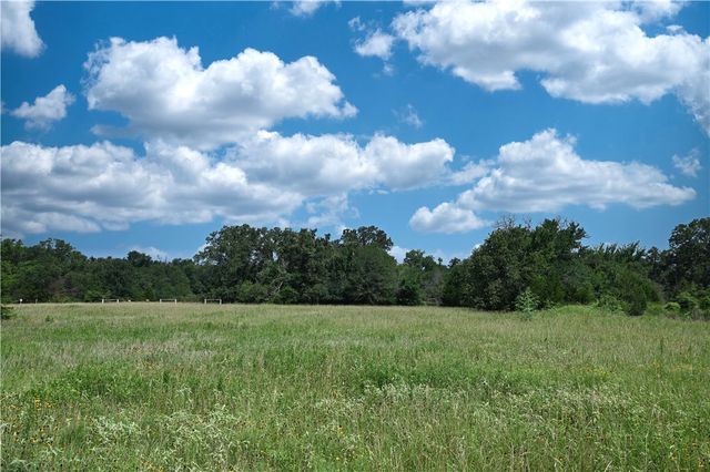 9736 North FM 2096 Farm to Market Road N, Franklin, TX 77856