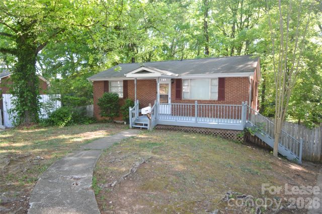 2143 Finchley Drive, Charlotte, NC 28215