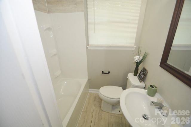 2143 Finchley Drive, Charlotte, NC 28215