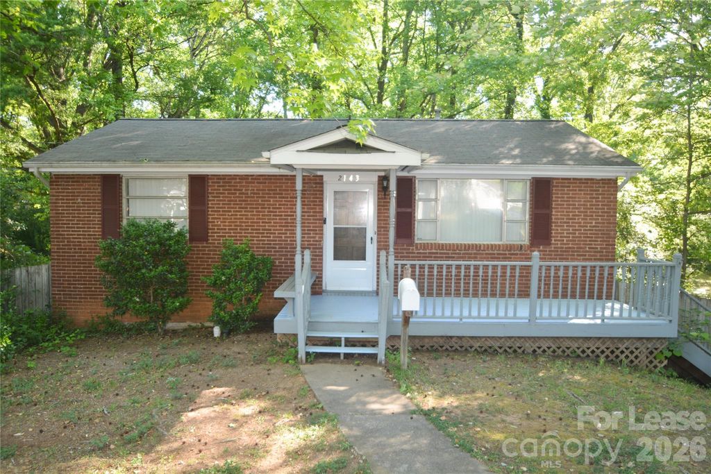 2143 Finchley Drive, Charlotte, NC 28215