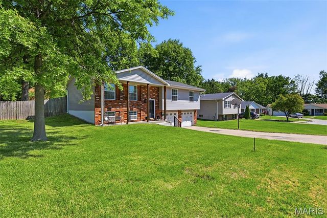 3 Inwood Court, St Peters, MO 63376