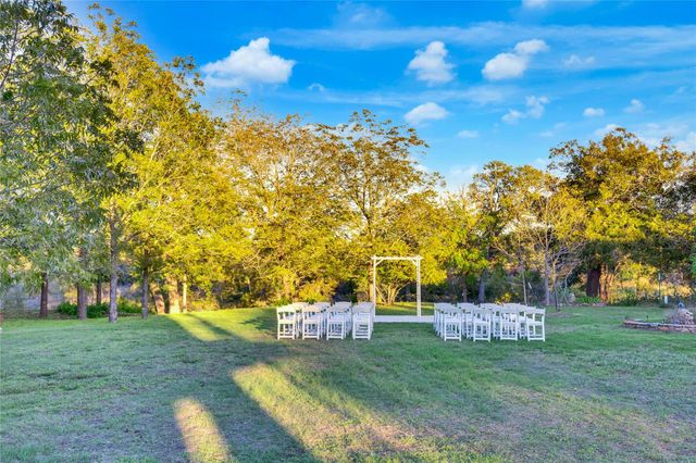 609 S Creekwood DR, Driftwood, TX 78619