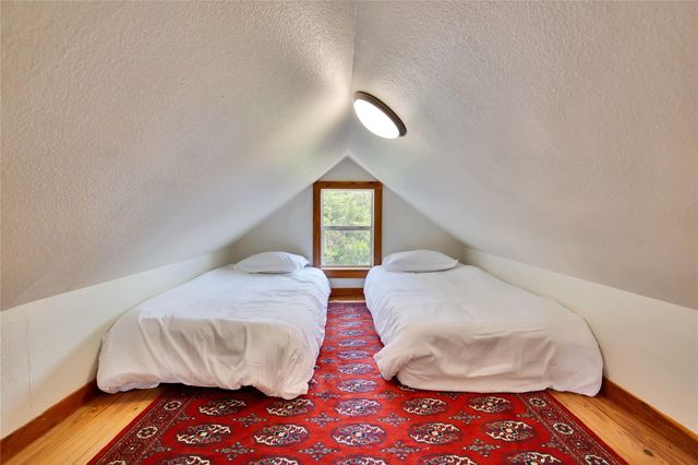 609 S Creekwood DR, Driftwood, TX 78619