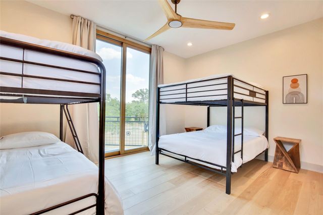 609 S Creekwood DR, Driftwood, TX 78619