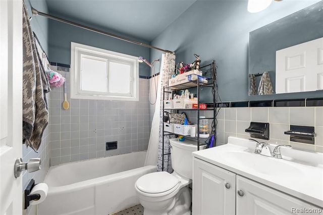 6452 Arcola Street, Garden City, MI 48135