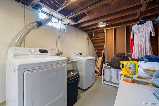 6452 Arcola Street, Garden City, MI 48135