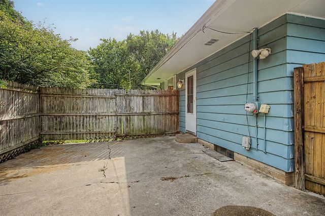 808 Jones Street, Marshall, MI 49068