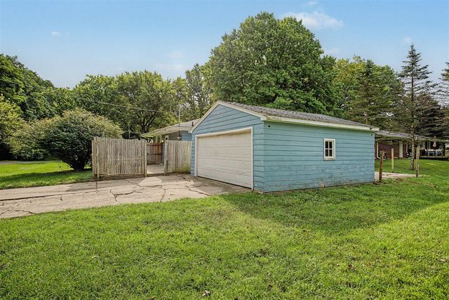 808 Jones Street, Marshall, MI 49068