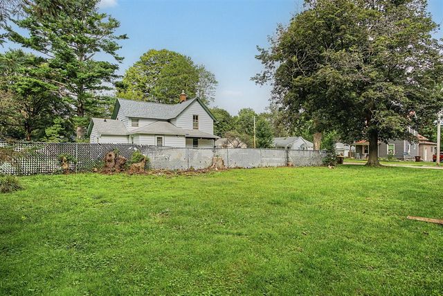 808 Jones Street, Marshall, MI 49068