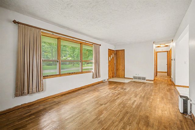 808 Jones Street, Marshall, MI 49068