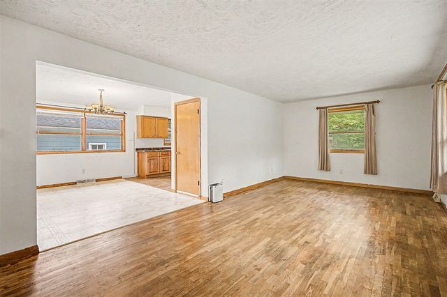 808 Jones Street, Marshall, MI 49068