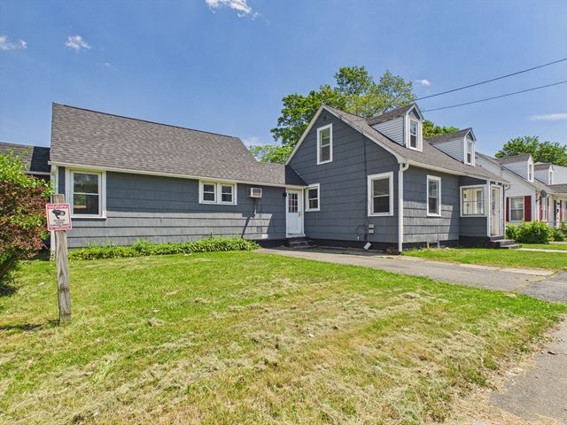 5 Barber St, Springfield, MA 01109