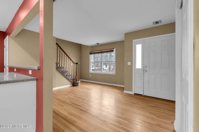 9 Forecastle Way, Waretown, NJ 08758