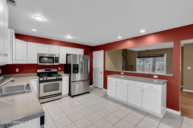 9 Forecastle Way, Waretown, NJ 08758