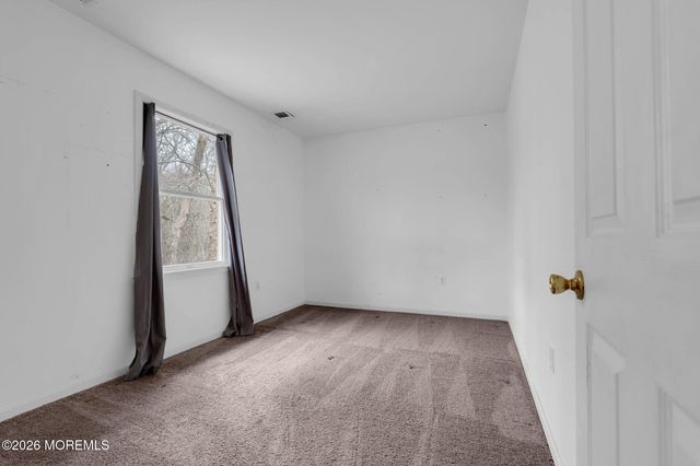 9 Forecastle Way, Waretown, NJ 08758