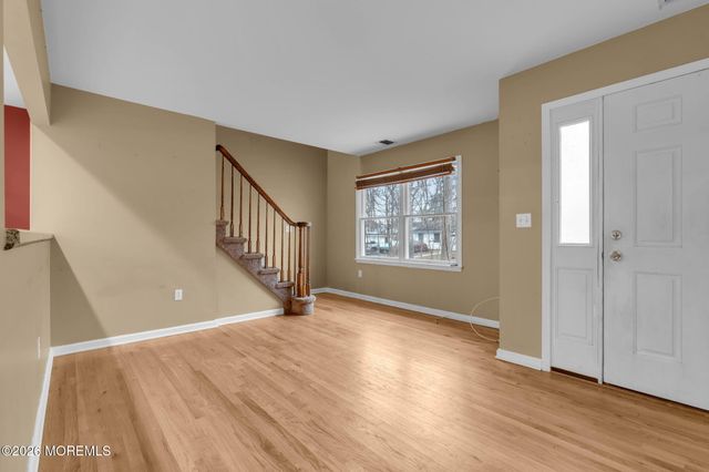 9 Forecastle Way, Waretown, NJ 08758