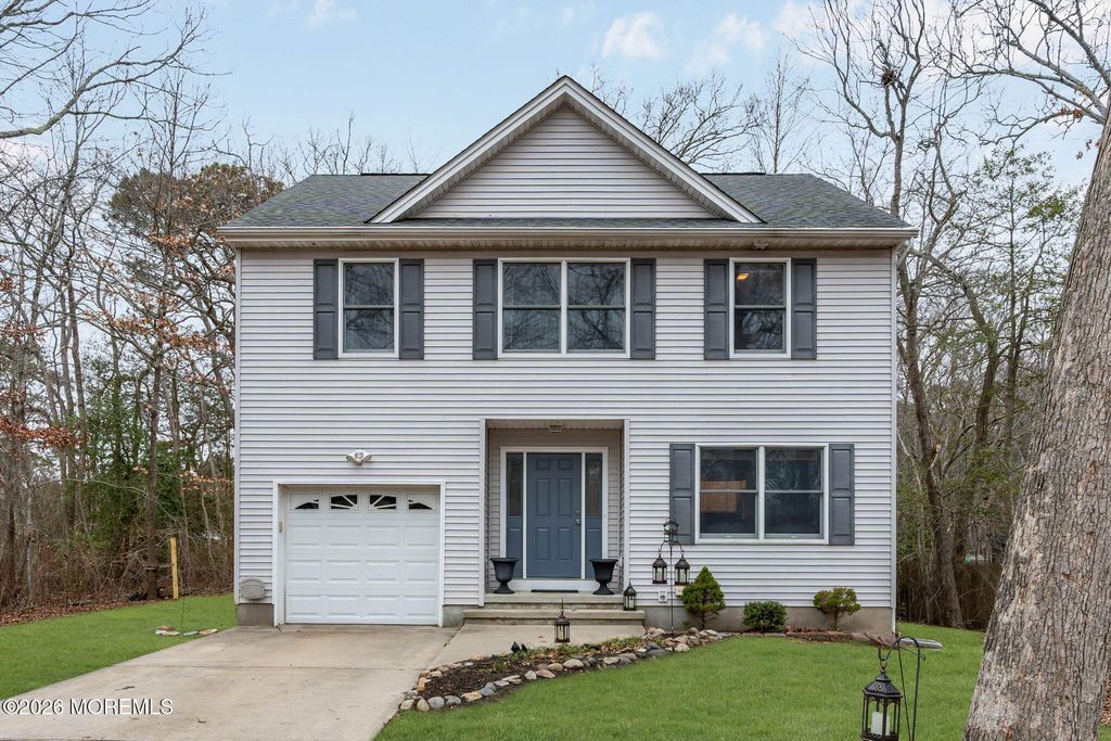 9 Forecastle Way, Waretown, NJ 08758