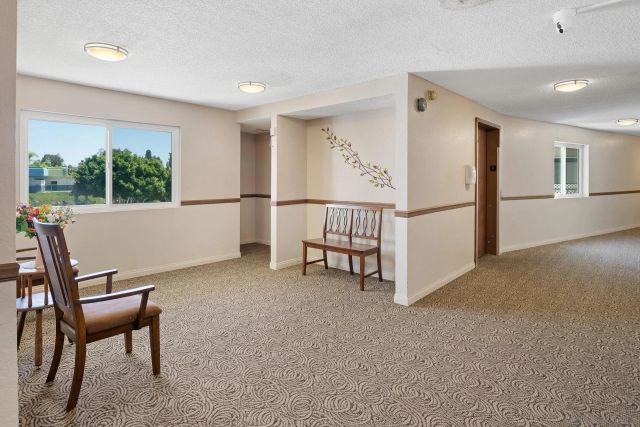 6350 Genesee Avenue 312, San Diego, CA 92122