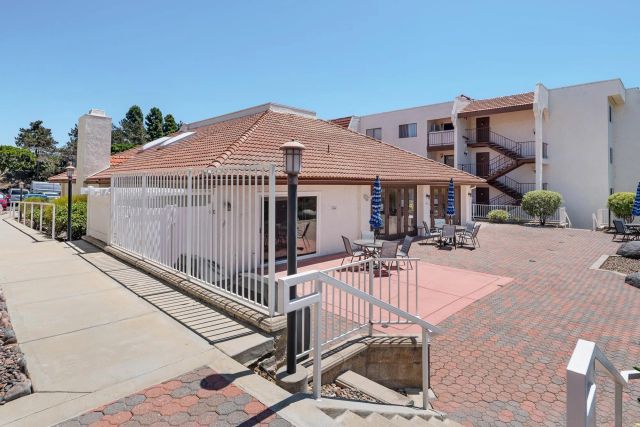 6350 Genesee Avenue 312, San Diego, CA 92122