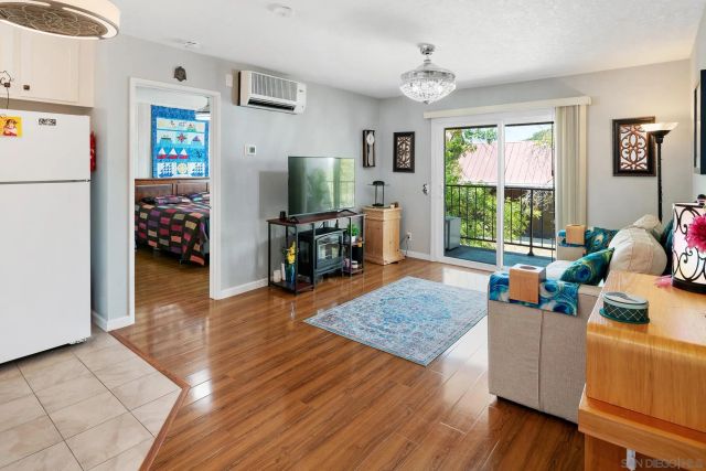 6350 Genesee Avenue 312, San Diego, CA 92122