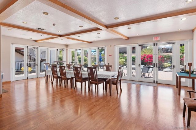 6350 Genesee Avenue 312, San Diego, CA 92122
