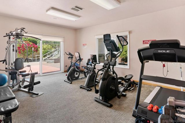 6350 Genesee Avenue 312, San Diego, CA 92122
