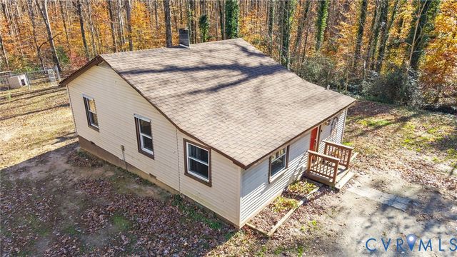 16255 Union Church Rd, Beaverdam, VA 23015