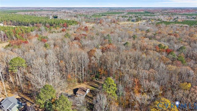 16255 Union Church Rd, Beaverdam, VA 23015