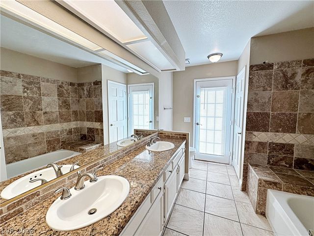 2241 Lucerne Drive, Henderson, NV 89014