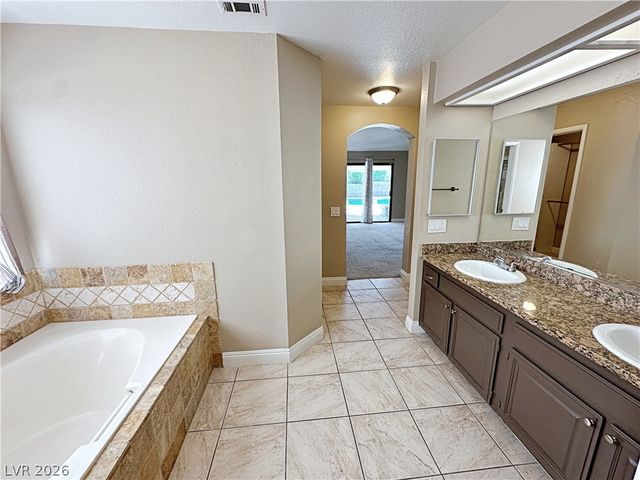 2241 Lucerne Drive, Henderson, NV 89014