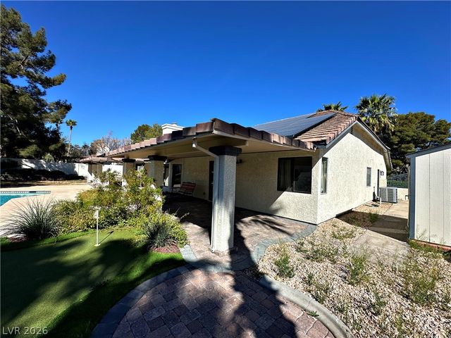 2241 Lucerne Drive, Henderson, NV 89014