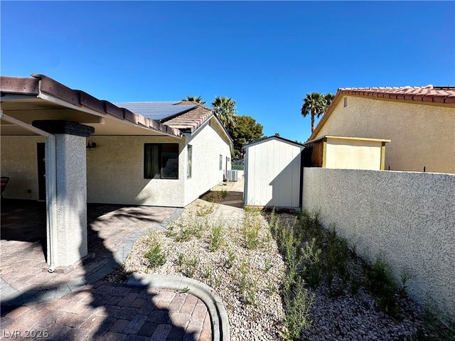 2241 Lucerne Drive, Henderson, NV 89014