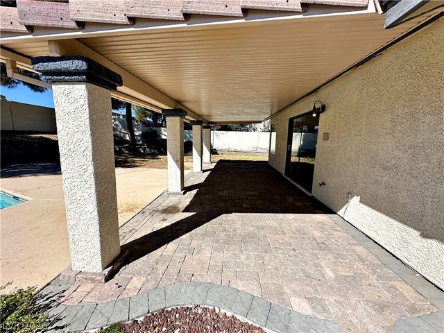 2241 Lucerne Drive, Henderson, NV 89014