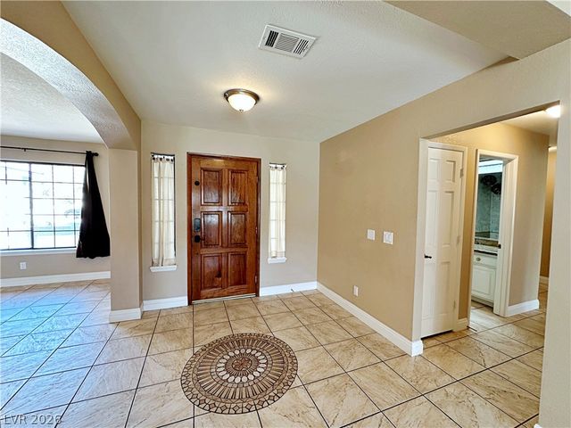 2241 Lucerne Drive, Henderson, NV 89014