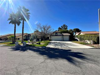 2241 Lucerne Drive, Henderson, NV 89014