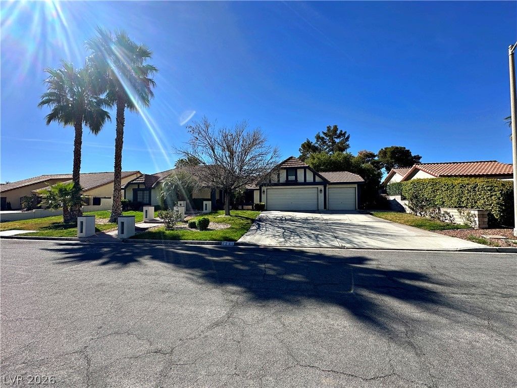 2241 Lucerne Drive, Henderson, NV 89014