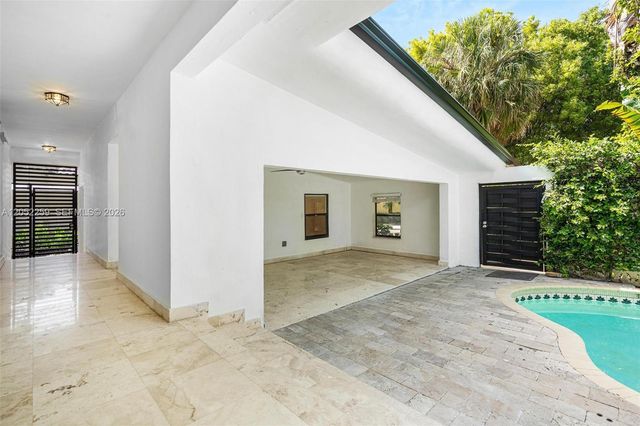 7810 Beachview Dr, North Bay Village, FL 33141