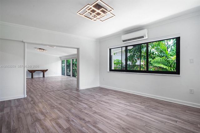 7810 Beachview Dr, North Bay Village, FL 33141