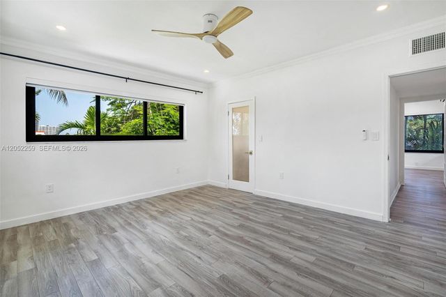 7810 Beachview Dr, North Bay Village, FL 33141