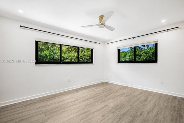 7810 Beachview Dr, North Bay Village, FL 33141