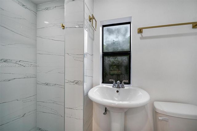 7810 Beachview Dr, North Bay Village, FL 33141