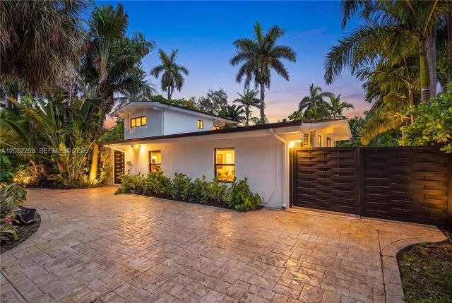 7810 Beachview Dr, North Bay Village, FL 33141