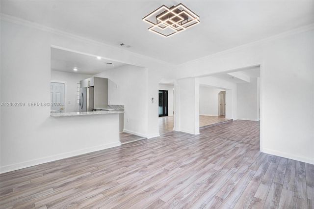 7810 Beachview Dr, North Bay Village, FL 33141