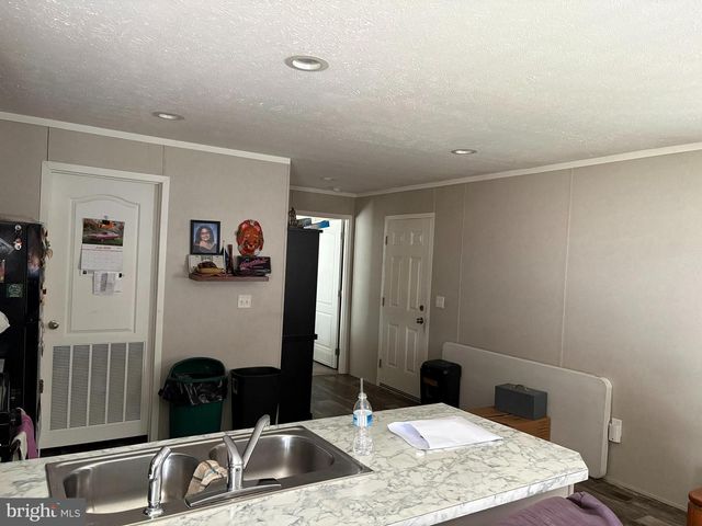 33 KEYSTONE RD, Reading, PA 19606