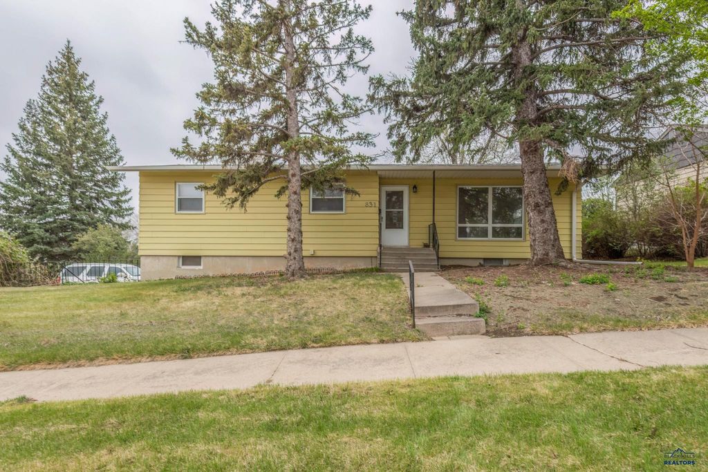 831 VAN BUREN, Rapid City, SD 57701