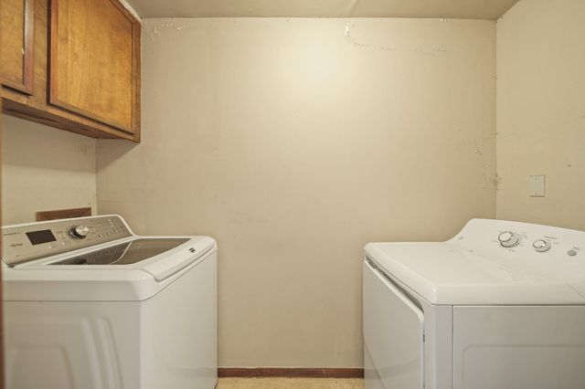 130 Sugarberry Circle, Houston, TX 77024